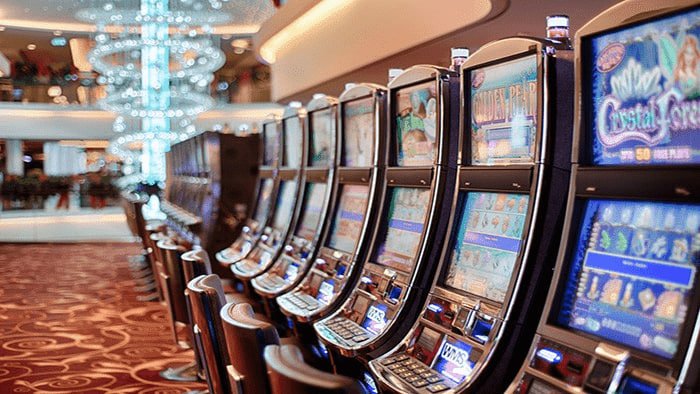 Filipino player enjoying slot games on a mobile device through 555betpk